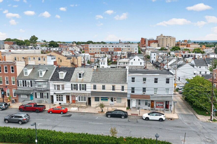 More Photos Of 449-451 W Linden St, Allentown Office For Sale