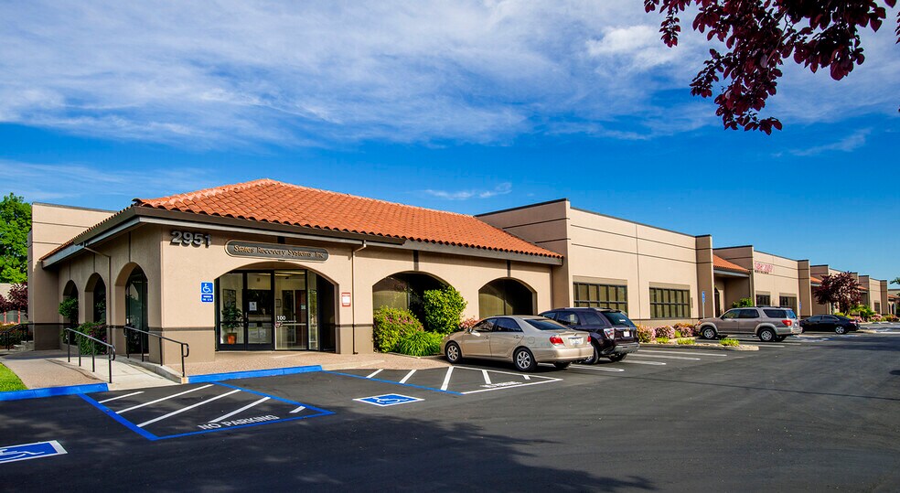 More Photos Of 2901 Sunrise Blvd, Rancho Cordova Unknown For Lease