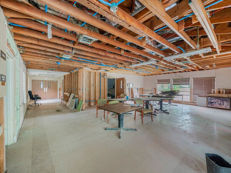 More Photos Of 700 Dyer St, Rockdale Healthcare For Sale