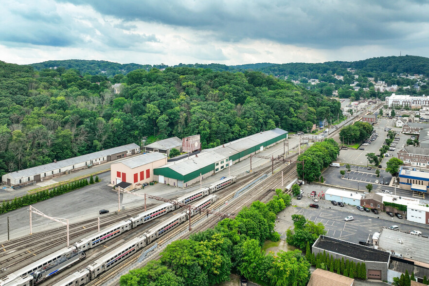 Primary Photo Of 126 E Dickerson St, Dover Warehouse For Sale