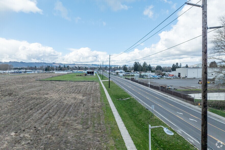 More Photos Of 1330 Alaska St, Longview Land For Sale