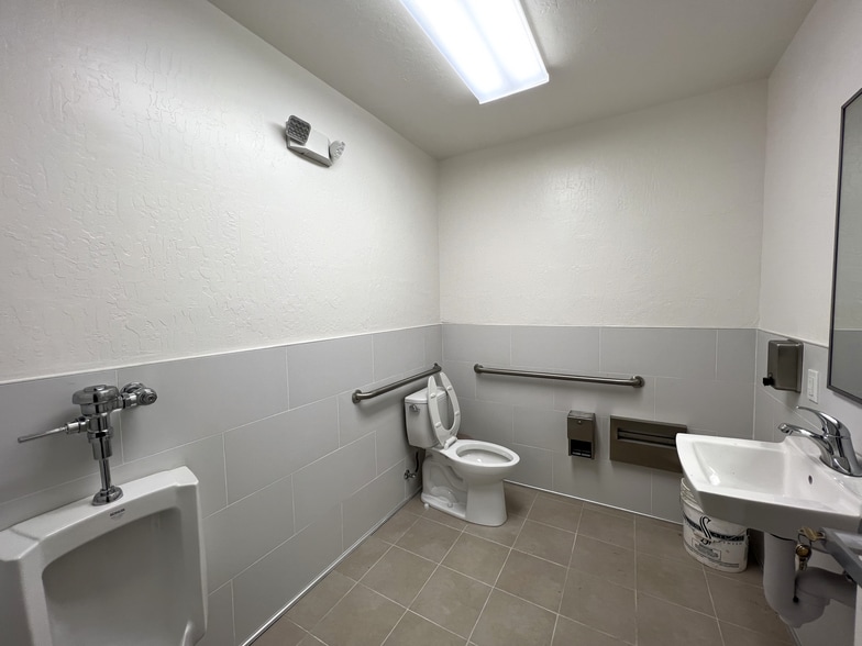 More Photos Of 20311 Stevens Creek Blvd, Cupertino Storefront Retail Office For Sale