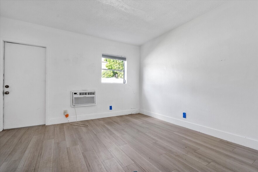 More Photos Of 515 SE 9th St, Fort Lauderdale Apartments For Sale