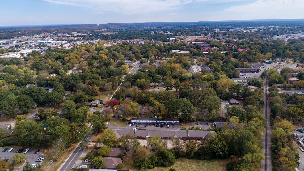 More Photos Of 1839 Tyler St, Conway Apartments For Sale