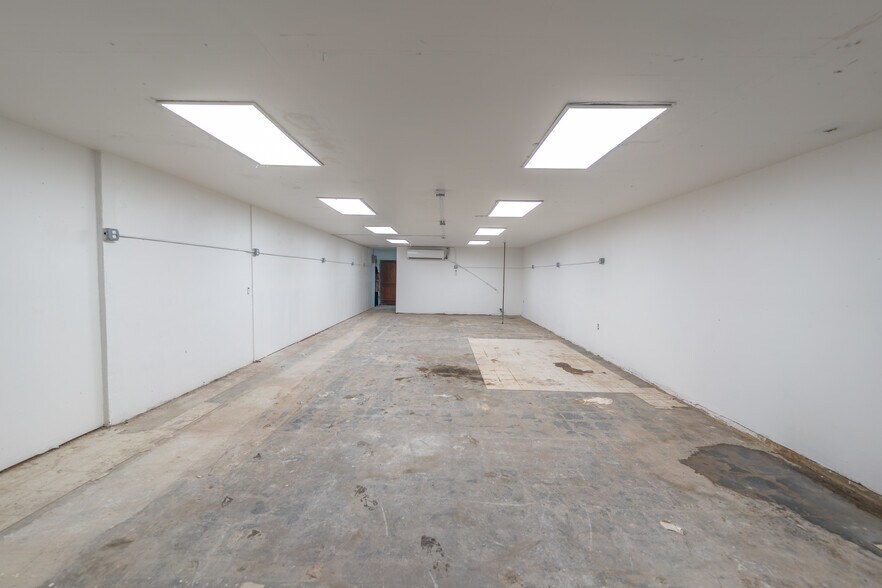 More Photos Of 14104-14108 Pioneer Blvd, Norwalk Storefront For Sale
