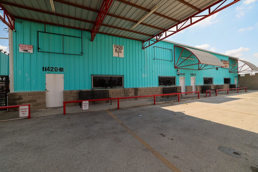 More Photos Of 11420 S State Highway 16, San Antonio Auto Repair For Sale