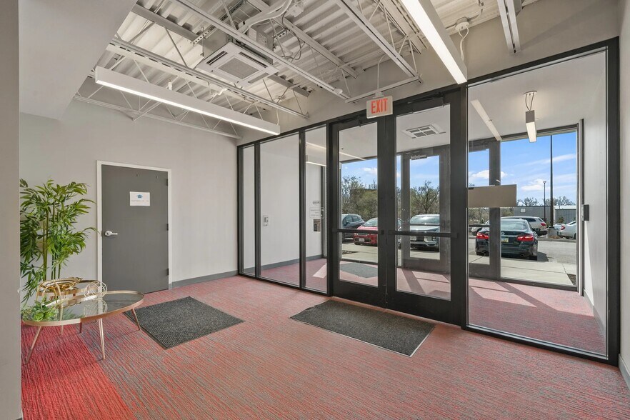 More Photos Of 603 East St, Parkville Multifamily For Sale