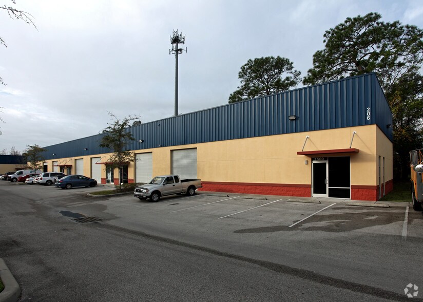 More Photos Of 206 Reece Way, Casselberry Warehouse For Sale