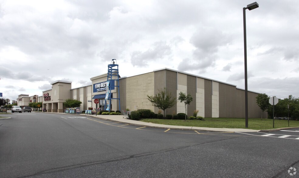 More Photos Of 601 Washington Ave, Manahawkin Unknown For Lease