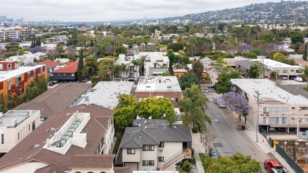 More Photos Of 7154 Lexington Ave, West Hollywood Apartments For Sale