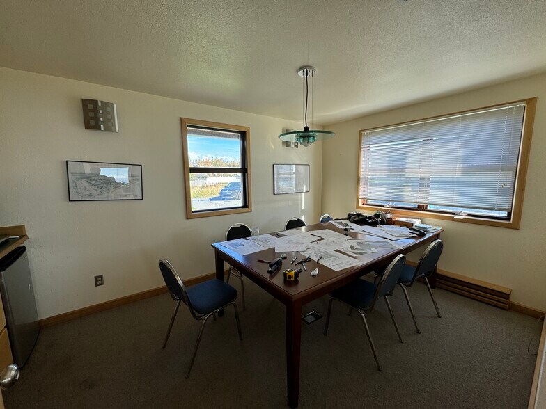 More Photos Of 606 Petersen Way, Kenai Office For Lease