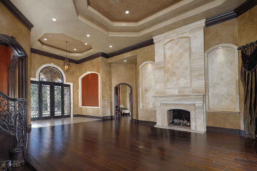 More Photos Of 28611 Blue Jack Ln, Magnolia Sports And Entertainment For Sale