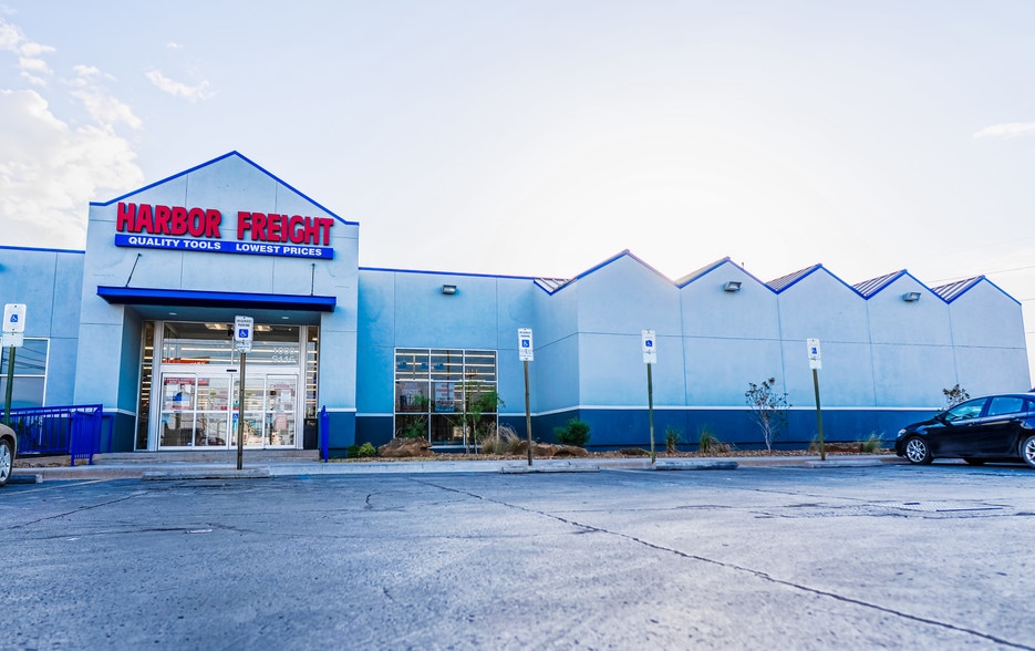 More Photos Of 1000-1108 N Midkiff Rd, Midland Unknown For Lease
