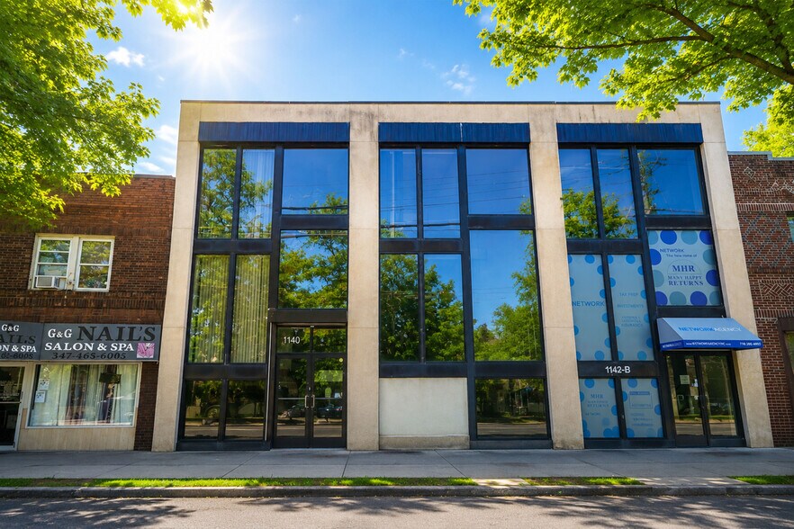 Primary Photo Of 1140-1142 S Railroad Ave, Staten Island Office For Sale