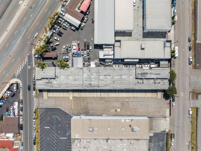More Photos Of 2717-2721 Kurtz St, San Diego Distribution For Lease