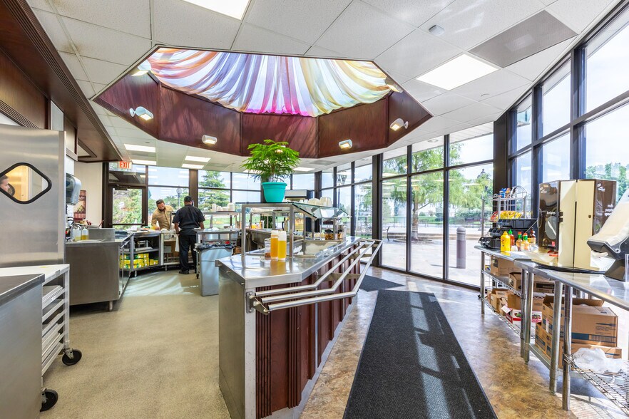 More Photos Of 701 Cedar Lake Blvd, Oklahoma City Office For Lease