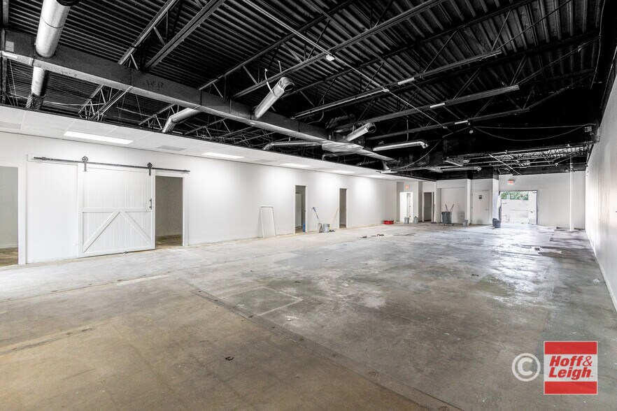 More Photos Of 5819-5883 Palmer Park Blvd, Colorado Springs Freestanding For Lease