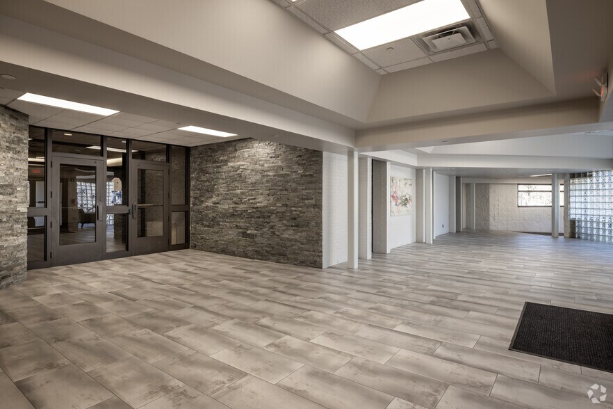More Photos Of 746 Alexander Rd, Princeton Office For Sale
