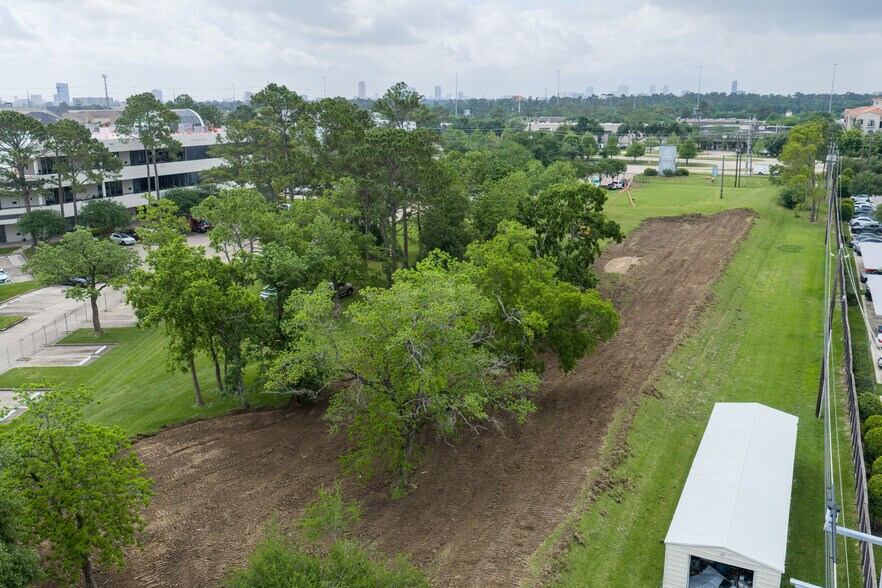 More Photos Of 7022 Old Katy Rd, Houston Showroom For Sale
