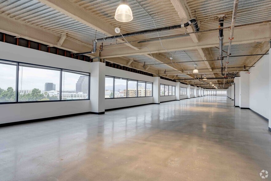 Photo of 7th Floor Ste 700