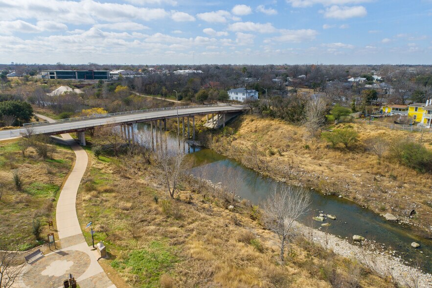 More Photos Of 333 E Theo Ave, San Antonio Land For Sale