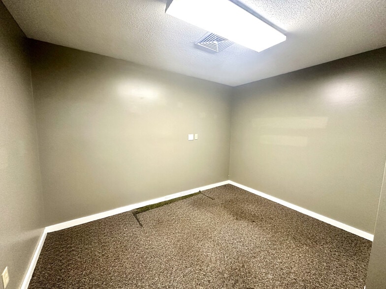 More Photos Of 8028 Myrtle Trace Dr, Conway Medical For Lease