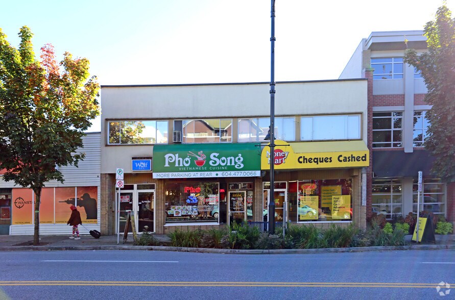 Primary Photo Of 22332-22336 Lougheed Hwy, Maple Ridge General Retail For Sale