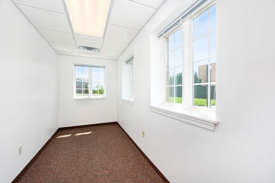 More Photos Of 3135 Wilmington Rd, Neshannock Medical For Lease