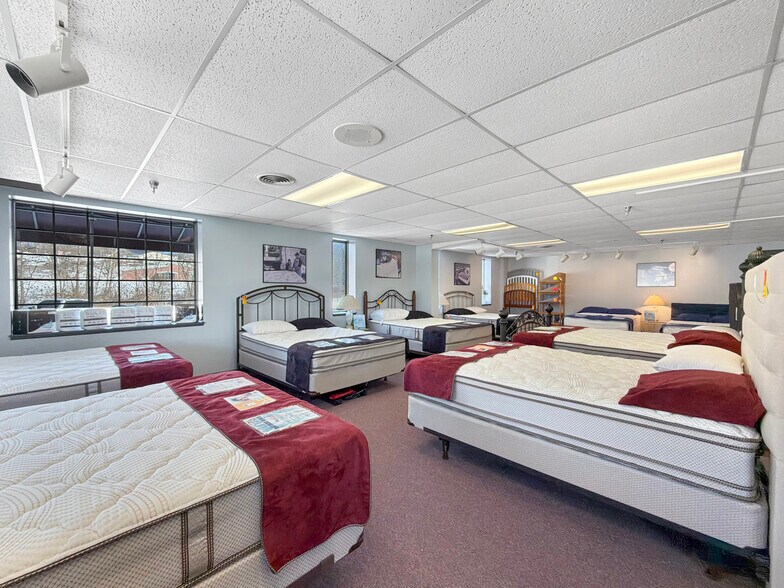 More Photos Of 850 Eisenhower Blvd, Johnstown Industrial For Sale