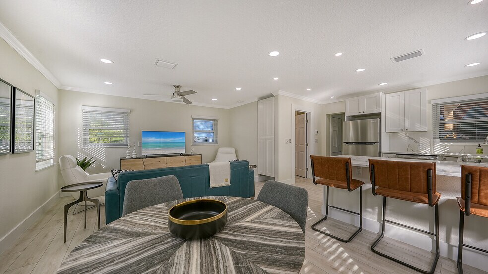 More Photos Of 1901 & 1905 Morrill St, Sarasota Apartments For Sale