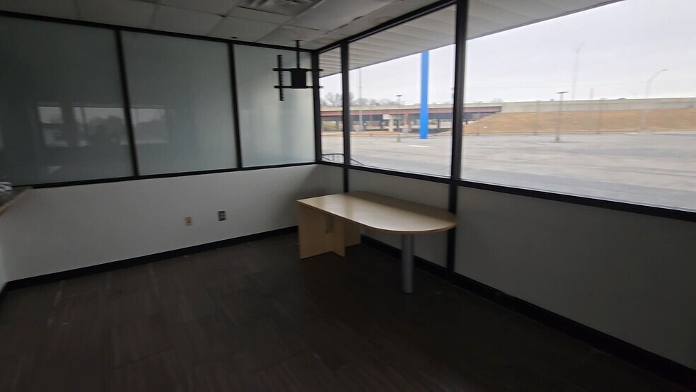 More Photos Of 3003 S Memorial Dr, Tulsa Auto Dealership For Sale