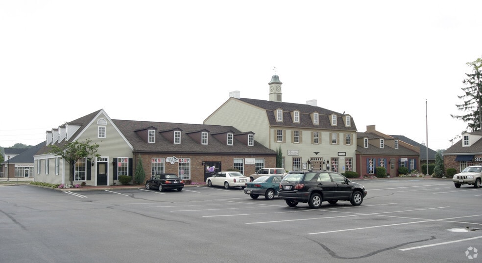 More Photos Of 121 Ghent Rd, Fairlawn Storefront Retail Office For Lease
