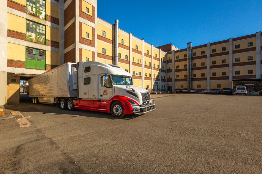 More Photos Of 239 Lindbergh Pl, Paterson Unknown For Lease