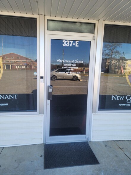 More Photos Of 337 West Ave, Cedartown Storefront For Sale
