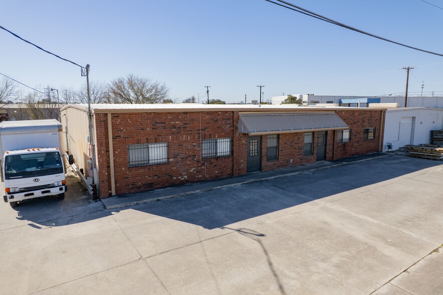 More Photos Of 146 Interloop Rd, San Antonio Warehouse For Lease