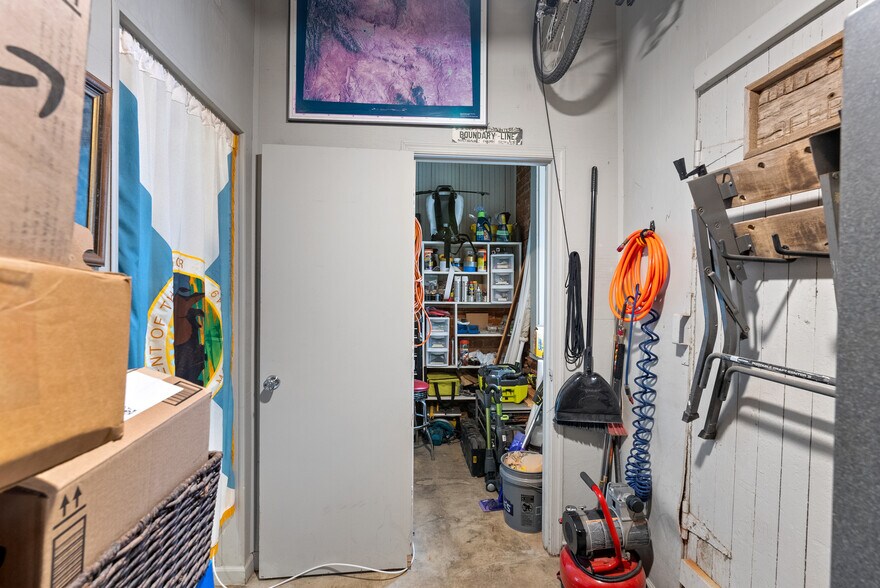 More Photos Of 215 W 3rd St, Farmville General Retail For Sale