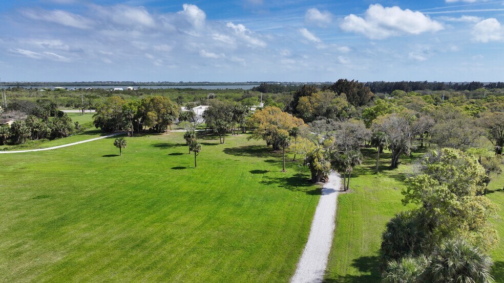 More Photos Of 9255 N US Highway 1, Sebastian Office For Sale