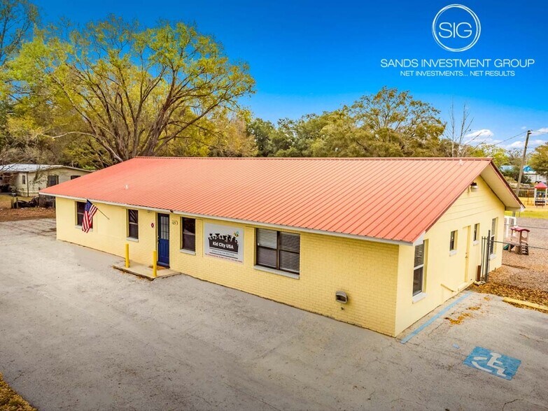 Primary Photo Of 105 Thrasher Rd, Plant City Daycare Center For Sale