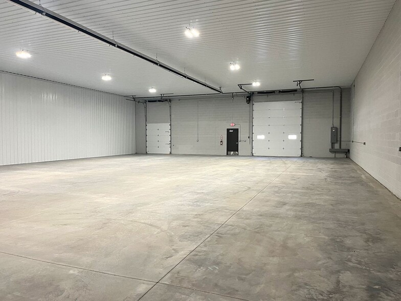 More Photos Of 11900 Sager Rd, Swanton Warehouse For Lease