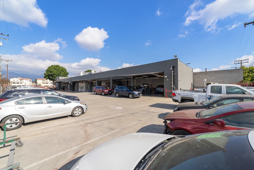 More Photos Of 42 W Live Oak Ave, Arcadia Auto Repair For Sale