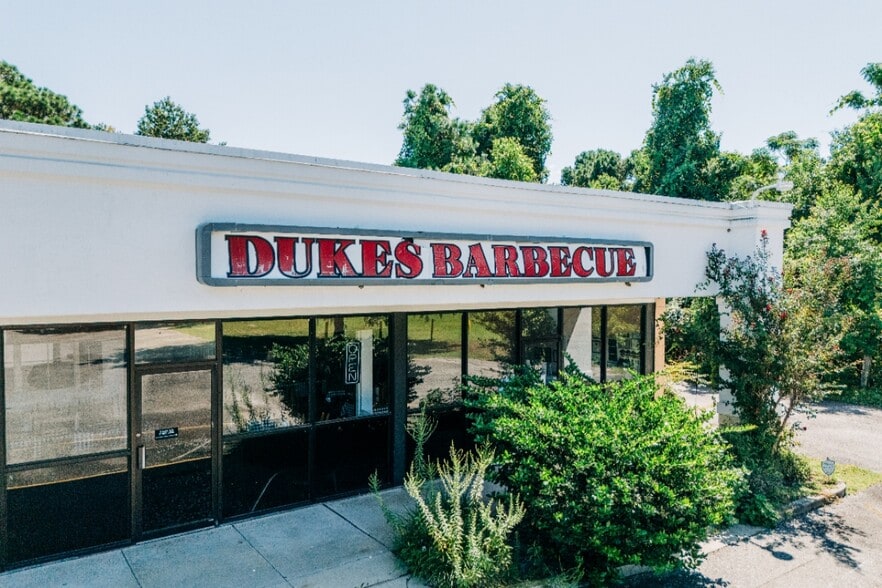 Primary Photo Of 1507-1509 Salem Rd, Beaufort General Retail For Sale