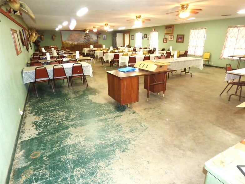 More Photos Of 102 Highway 6, Carbon Restaurant For Sale