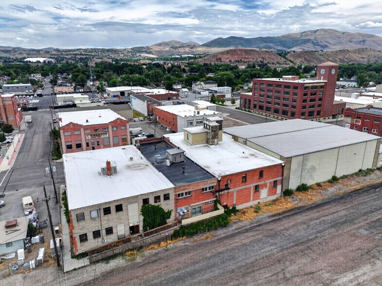 More Photos Of 615 S 1st Ave, Pocatello Restaurant For Sale