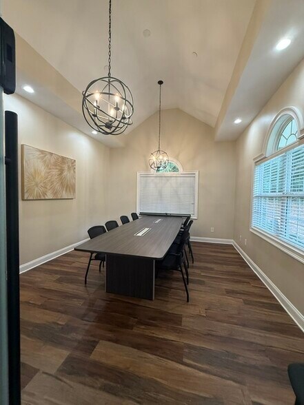 More Photos Of 965 Piedmont Rd, Marietta Office For Lease