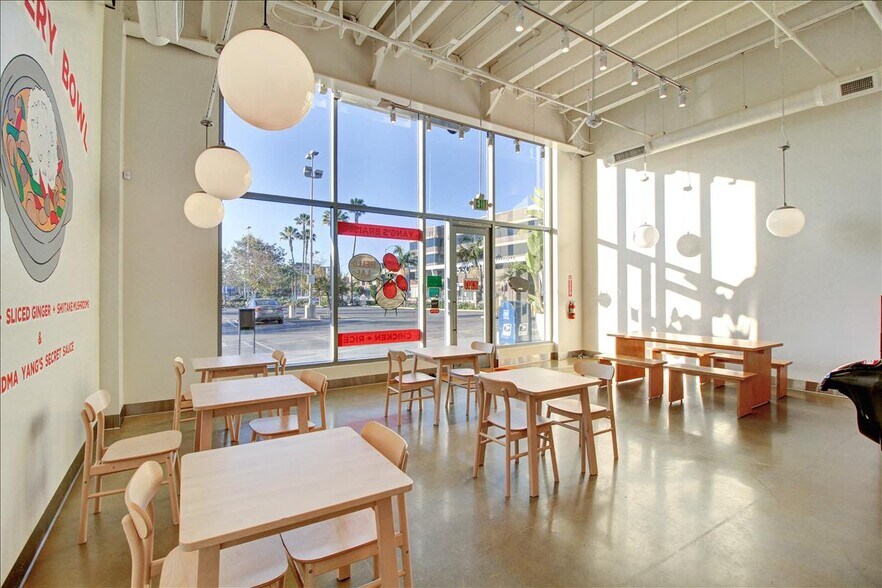 More Photos Of 110 S Fairfax Ave, Los Angeles Office For Lease