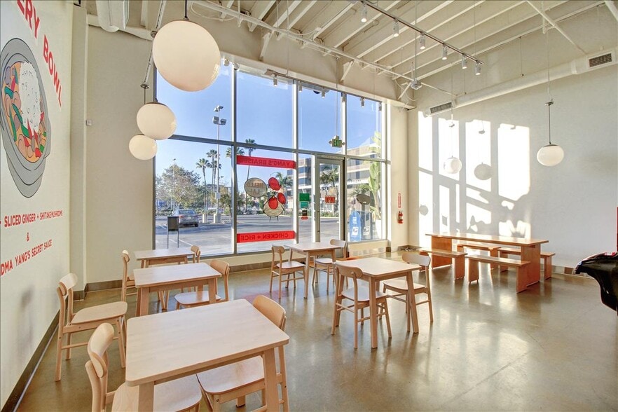 More Photos Of 110 S Fairfax Ave, Los Angeles Office For Lease