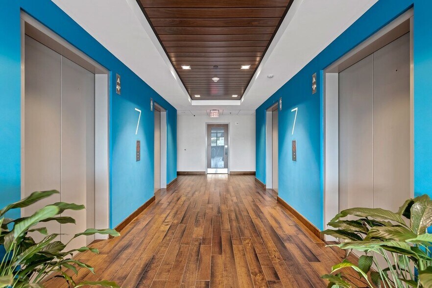 More Photos Of 605 Chestnut St, Chattanooga Office For Lease