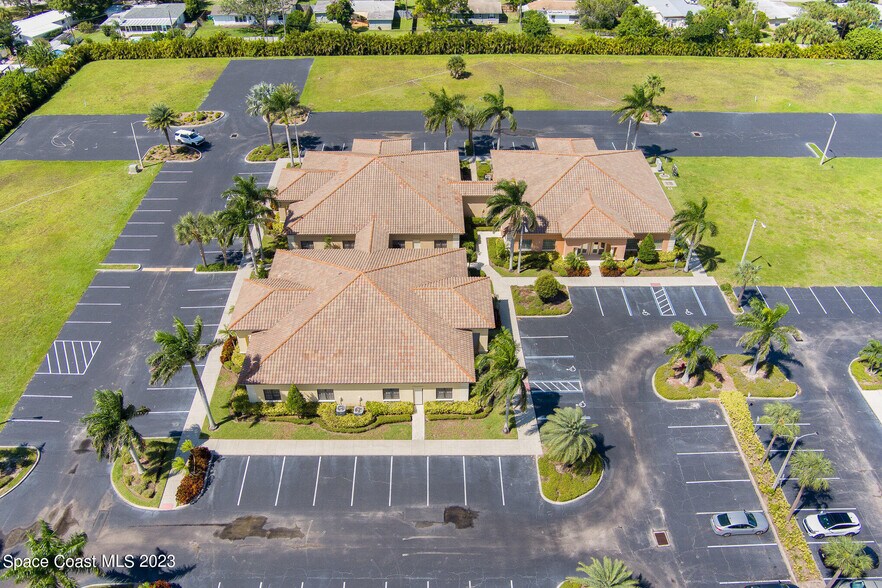 More Photos Of 372-390 N Babcock St, Melbourne Medical For Lease