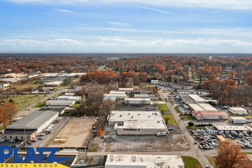 More Photos Of 4111 Simon Rd, Boardman Manufacturing For Sale