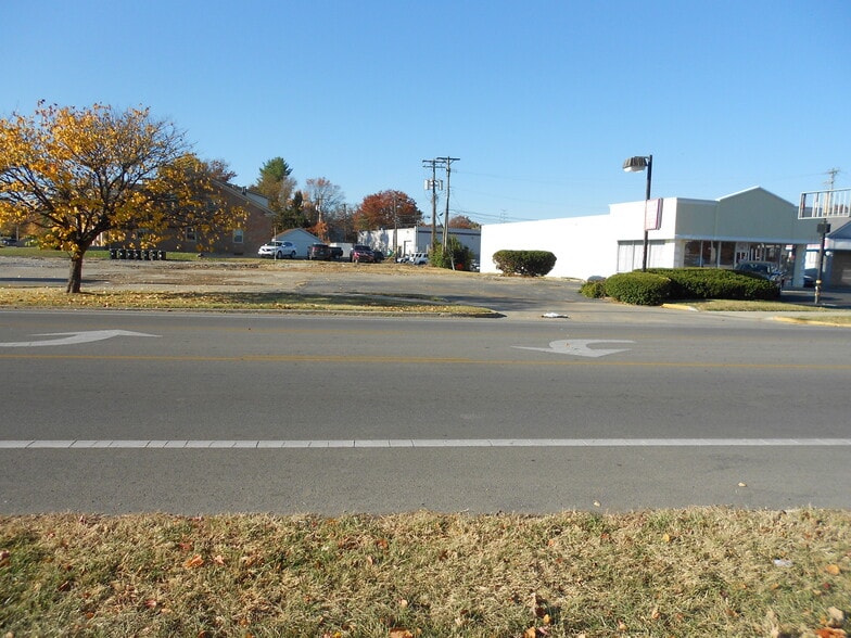 More Photos Of 216 Southland Dr, Lexington Land For Sale